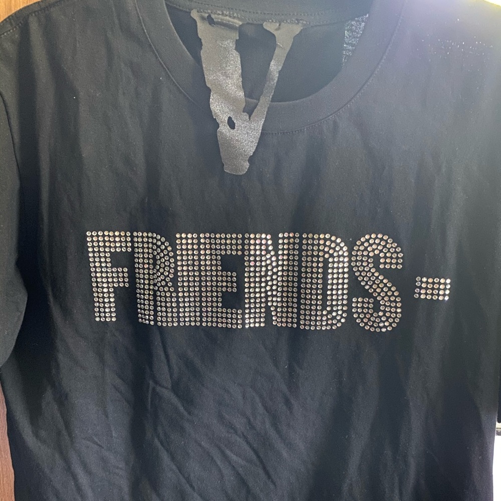 Vlone friends tee